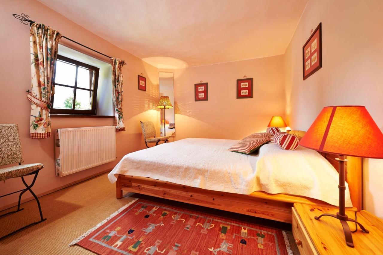 Ferienapartments Gutshof Brandis Lana Ngoại thất bức ảnh